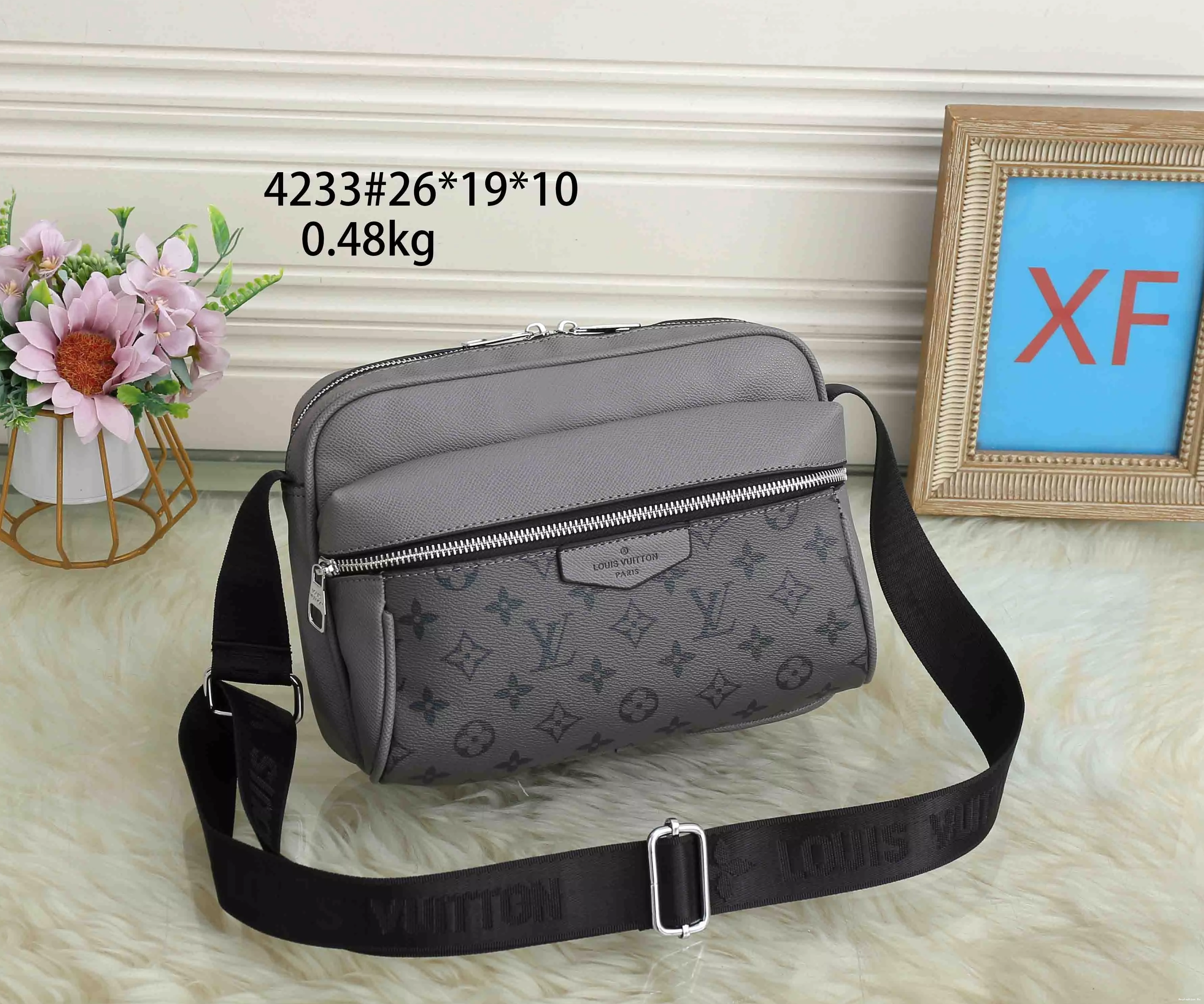 Bags Louis Vuitton 8631 Men HighQuality For Messenger 0429